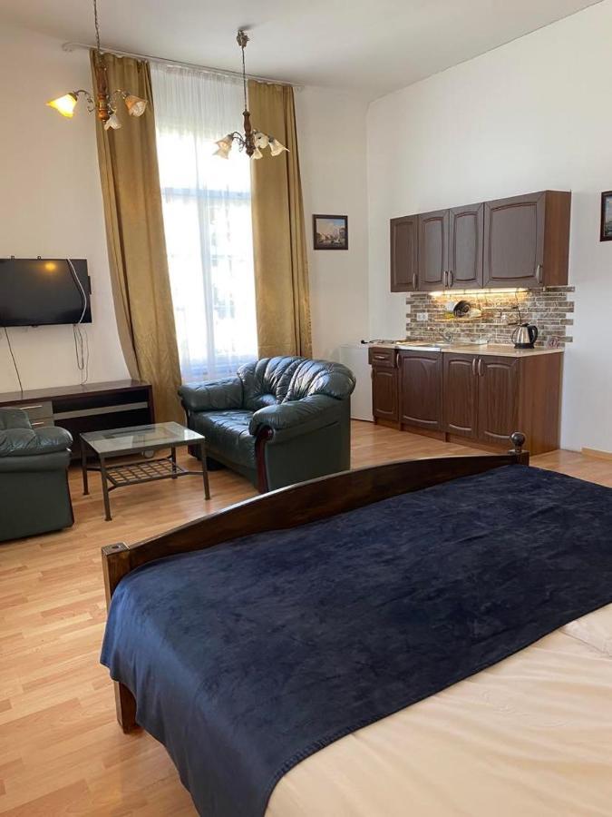 Aquamarine Hotel - Lauluvaeljak Таллин Экстерьер фото