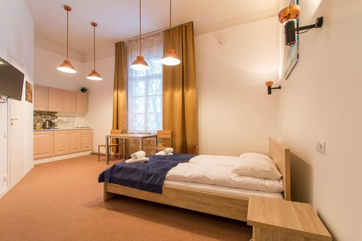 Aquamarine Hotel - Lauluvaeljak Таллин Экстерьер фото